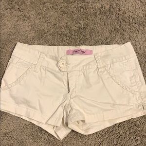 💥 3/$20!!! White shirts size 9